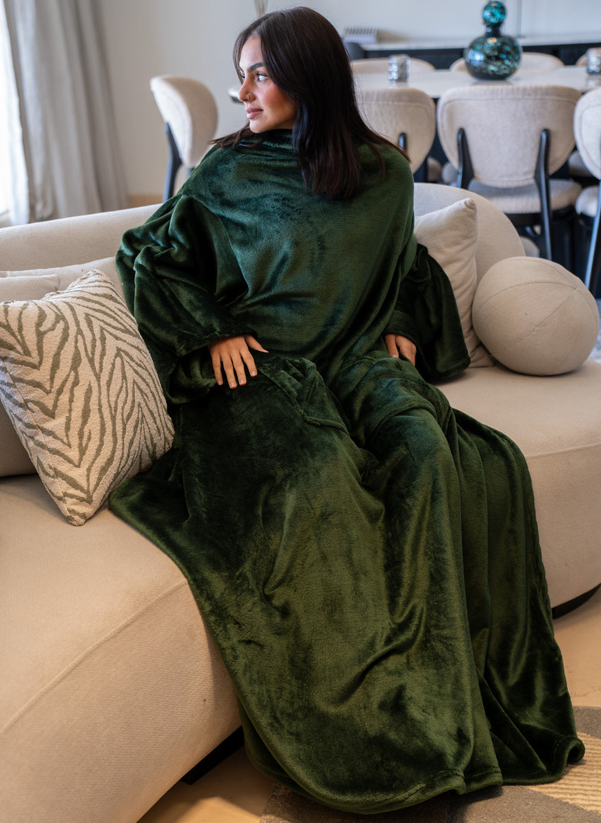 Snuggs blanket with sleeves Dark Green – Snuggs Egypt